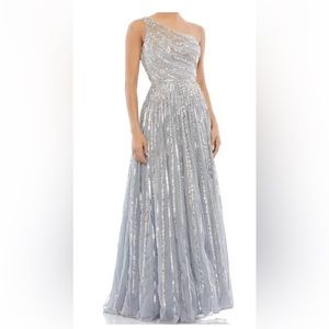 Mac Duggal 5220 Platinum Long One Shoulder Sequin Beaded Formal Gown Size 10